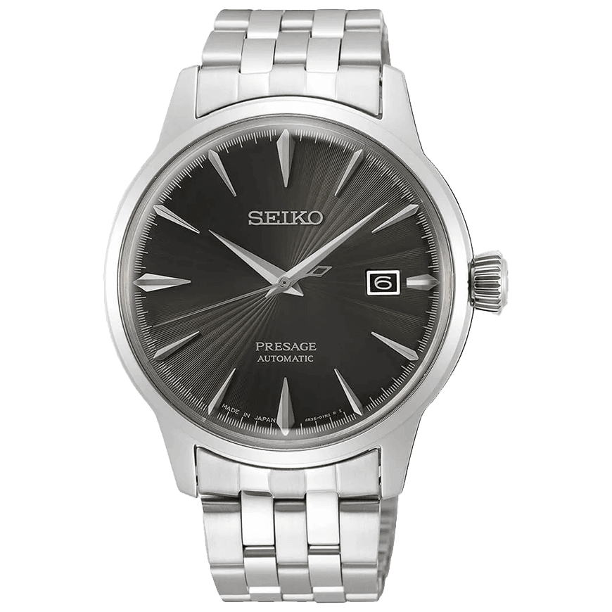 Produktbilde av en Seiko-klokke med stållenke og mørk urkasse på hvit bakgrunn.